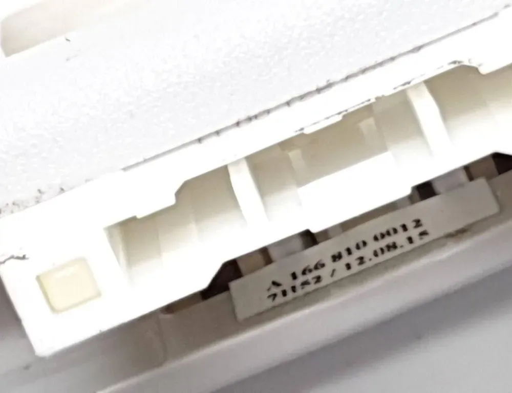 MERCEDES-BENZ C-Class W205/S205/C205 (2014-2023) Сонцезахисний козирок з лівого боку A1668100012 33489190