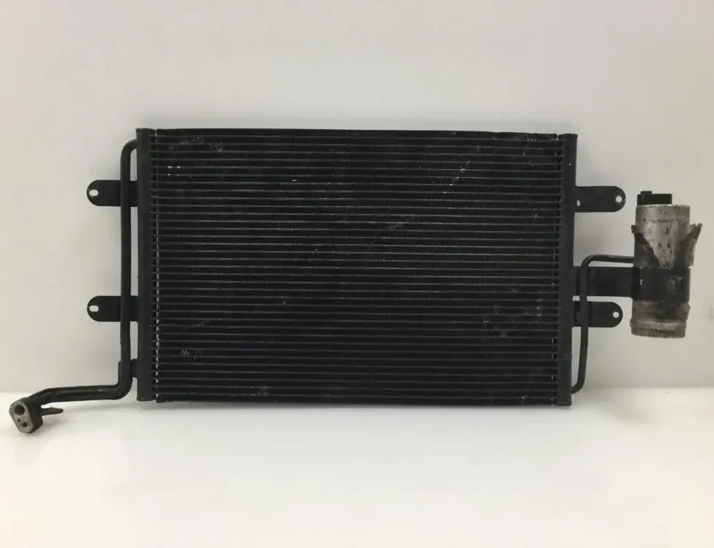 VOLKSWAGEN Golf 4 generation (1997-2006) Радиатор кондиционера 1J0820411D 32902443
