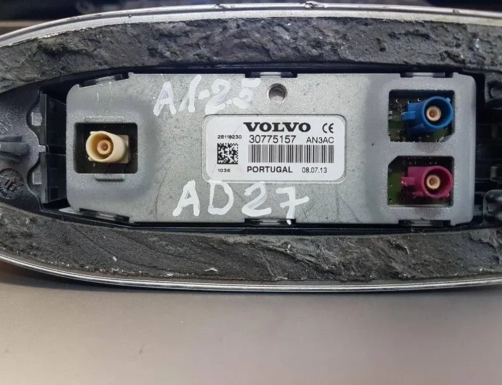 VOLVO XC60 1 generation (2008-2017) Антенна 30775157 33119511