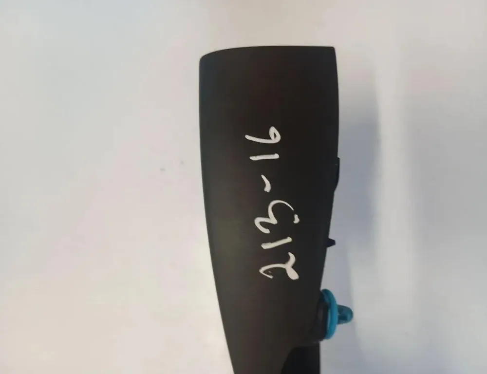 VOLVO V70 2 generation (2000-2008) Колонка дверей передняя правая 30781068 33136132