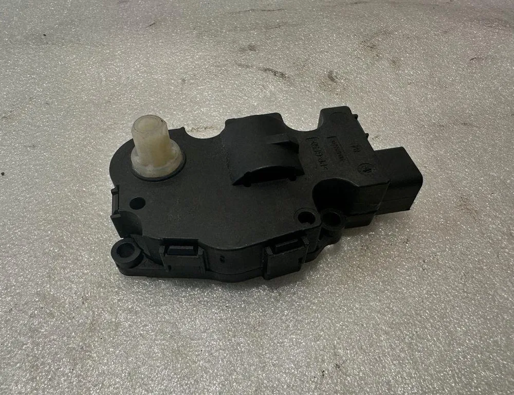 PORSCHE Cayenne 958 (2010-2018) Привід двигуна заслінки обігрівача салону EFB440 34130153