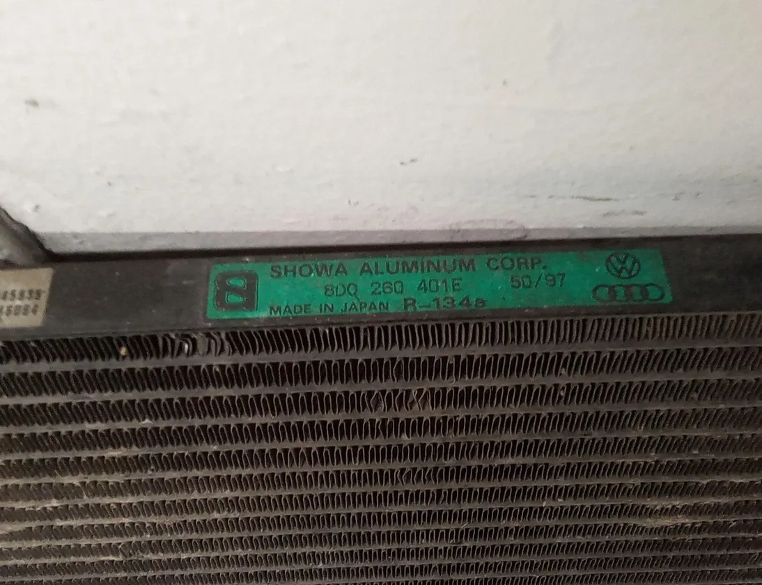 VOLKSWAGEN Passat B5 (1996-2005) Радиатор кондиционера 8D0260401E 27615171