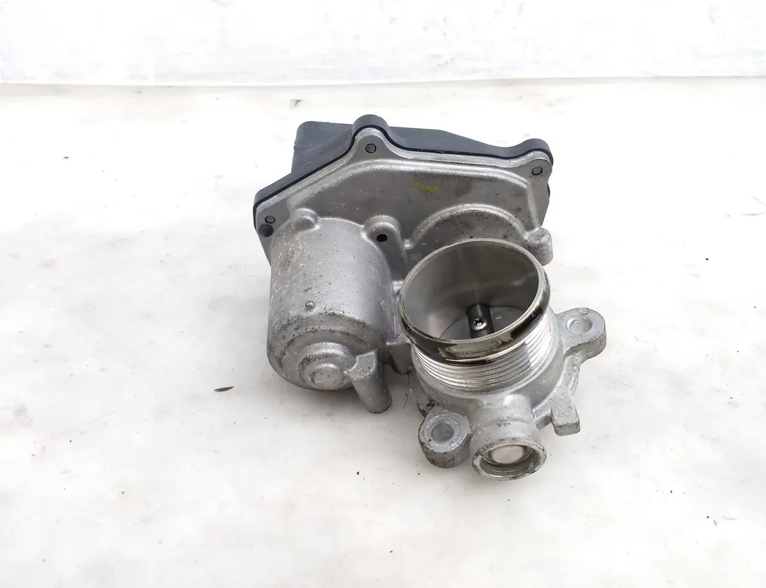 SKODA Karoq 1 generation (2017-2024) Дросельна заслонка 04L131501M 29824029