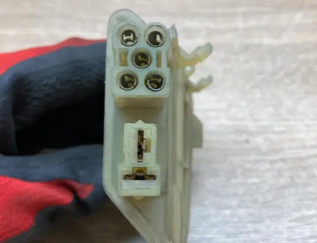 VOLKSWAGEN Passat B4 (1993-1997) Ёжик 357959263,3131090043 34299314