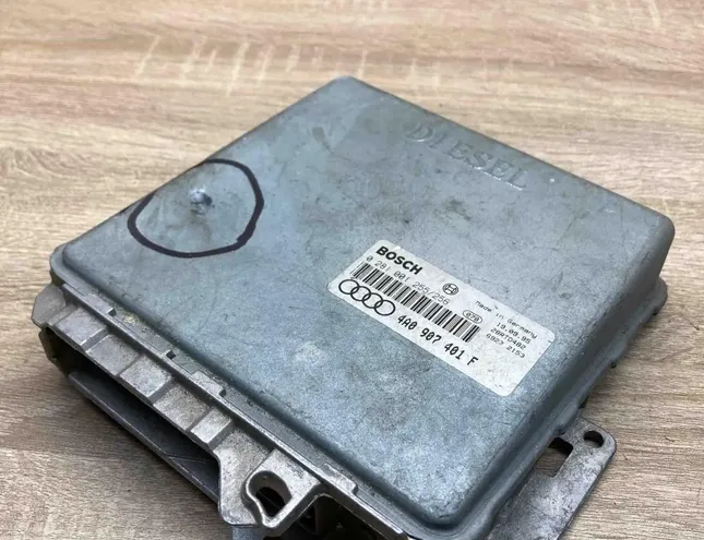 AUDI 100 4A/C4 (1990-1994) Блок керування двигуном ECU 4A0907401F,0281001255,256 34380722