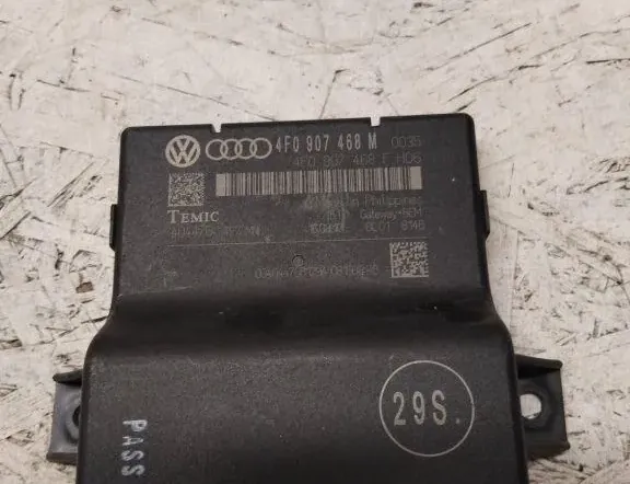 AUDI Q7 4L (2005-2015) Блок керування шлюзом 4F0907468,404476,4F0907468M 35052804