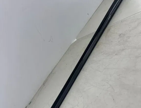 BMW 3 Series G20/G21/G28 (2018-2024) Обшивка переднього лівого порога 35049719