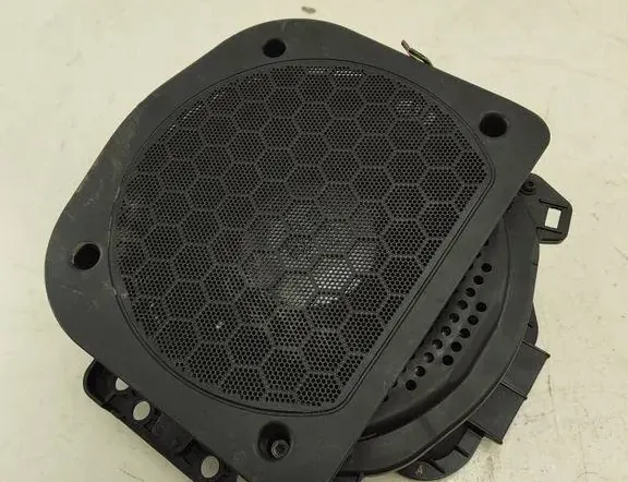 BMW X7 G07 (2018-2024) Сабвуфер 2622515 35048149