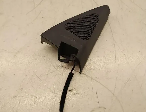 VOLKSWAGEN Tiguan 1 generation (2007-2017) Колонка  дверей передняя правая 5n0837994a 35052523