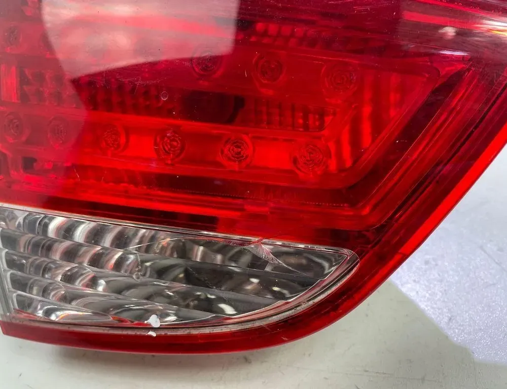 HYUNDAI ix35 1 generation (2009-2015) Ліва задня фара кришки багажника 924052Y0 34081782