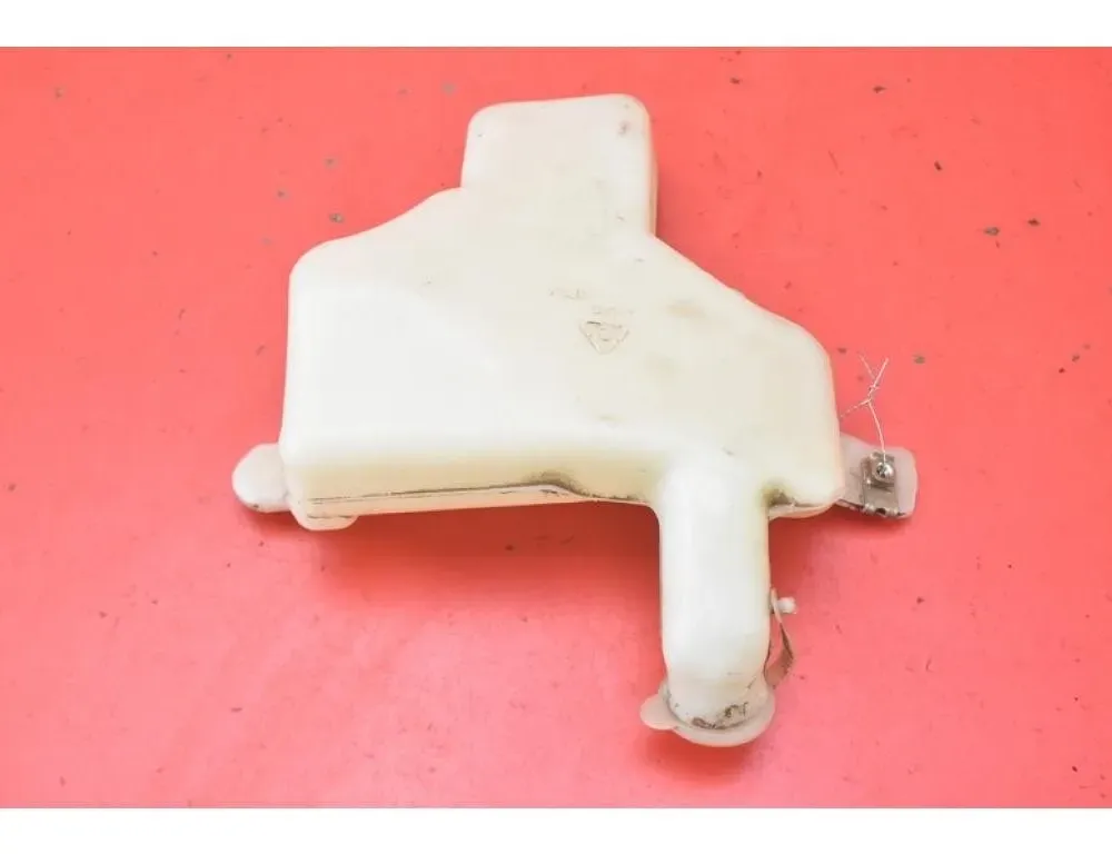 KIA Sportage 1 generation (1993-2006) Бачок мийки скла KIA 22106843