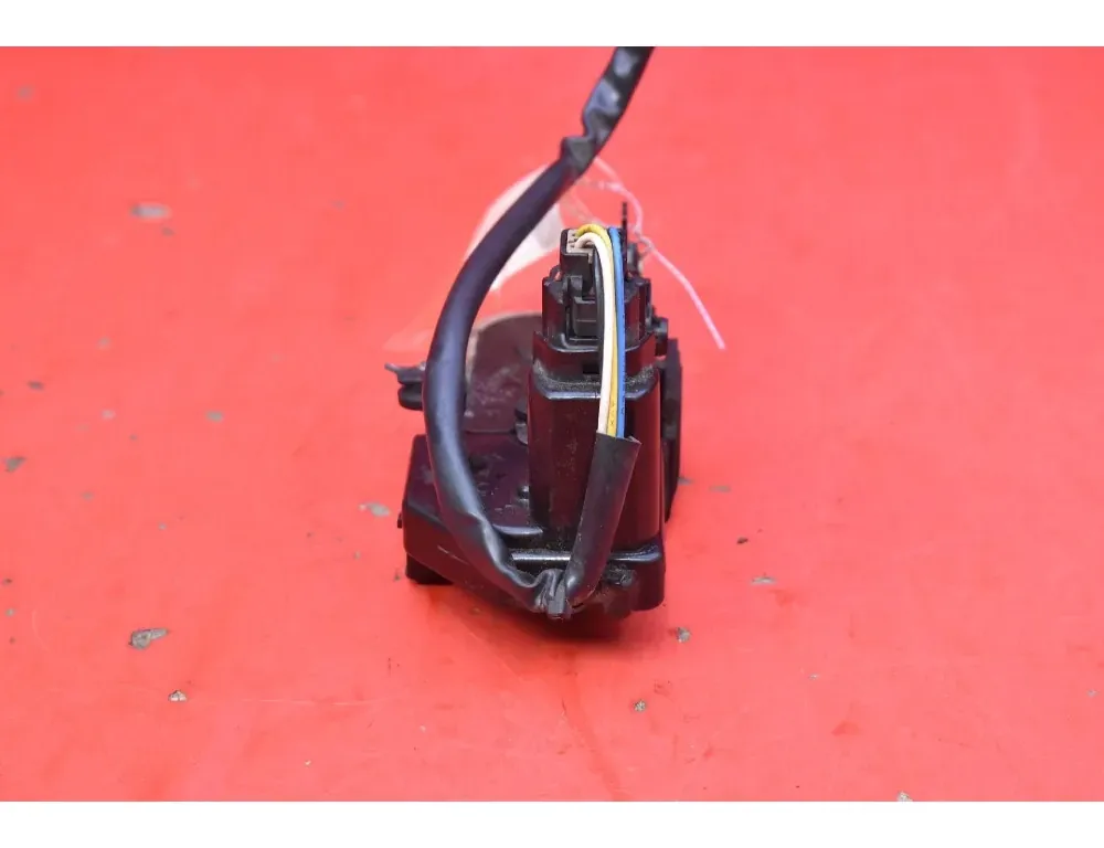 HYUNDAI Getz 1 generation (2002-2011) Замок лівої передньої двері 35108567