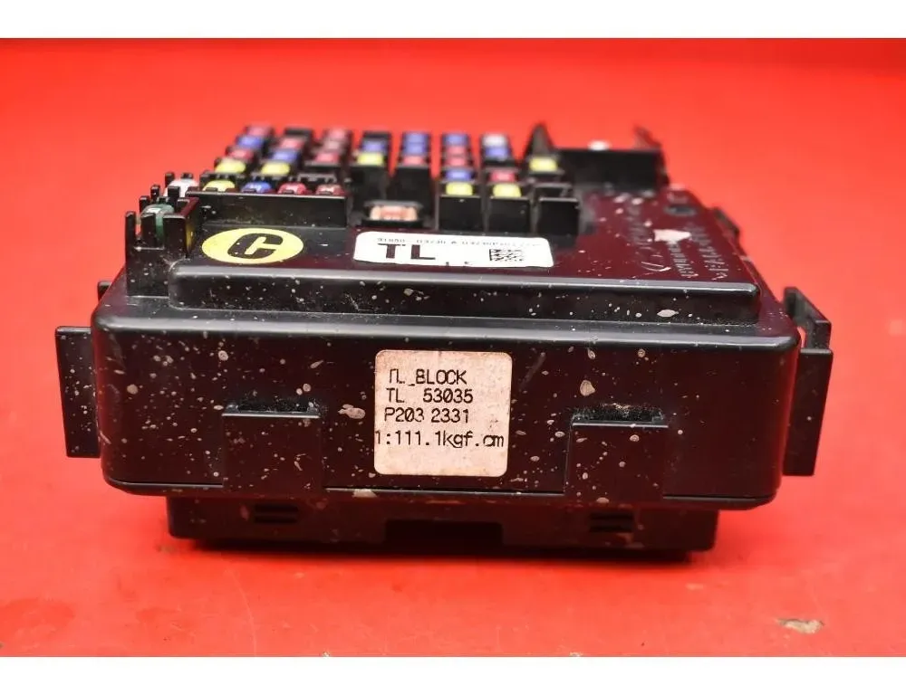 HYUNDAI Tucson 3 generation (2015-2021) Блок плавких запобіжників 91950-D3230 30009427