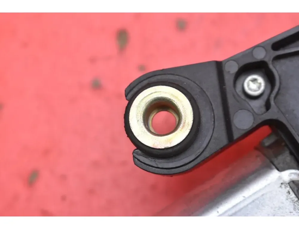 NISSAN Micra K12 (2002-2010) Двигун склоочисника задніх дверей 8200017385 35108534