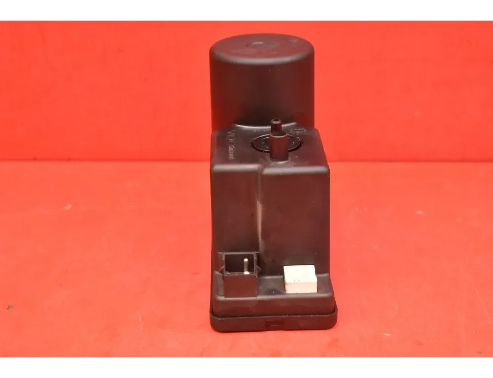 AUDI A4 B5/8D (1994-2001) Вакуумный насос центрально замка 4A0862257A 35108568