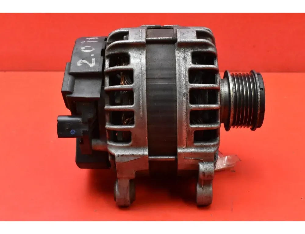 AUDI A4 B8/8K (2011-2016) Генератор 03L903024F 33150148