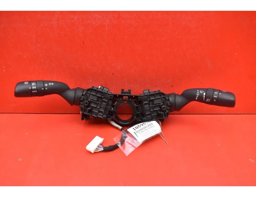 TOYOTA Yaris 4 generation (2020-2023) Індикатор Перемикач склоочисника 02D50-17J911 35108679