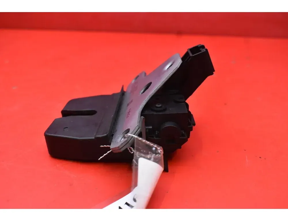 FORD C-Max 2 generation (2010-2019) Замок багажника 8M51-R442A66-DC 35108674