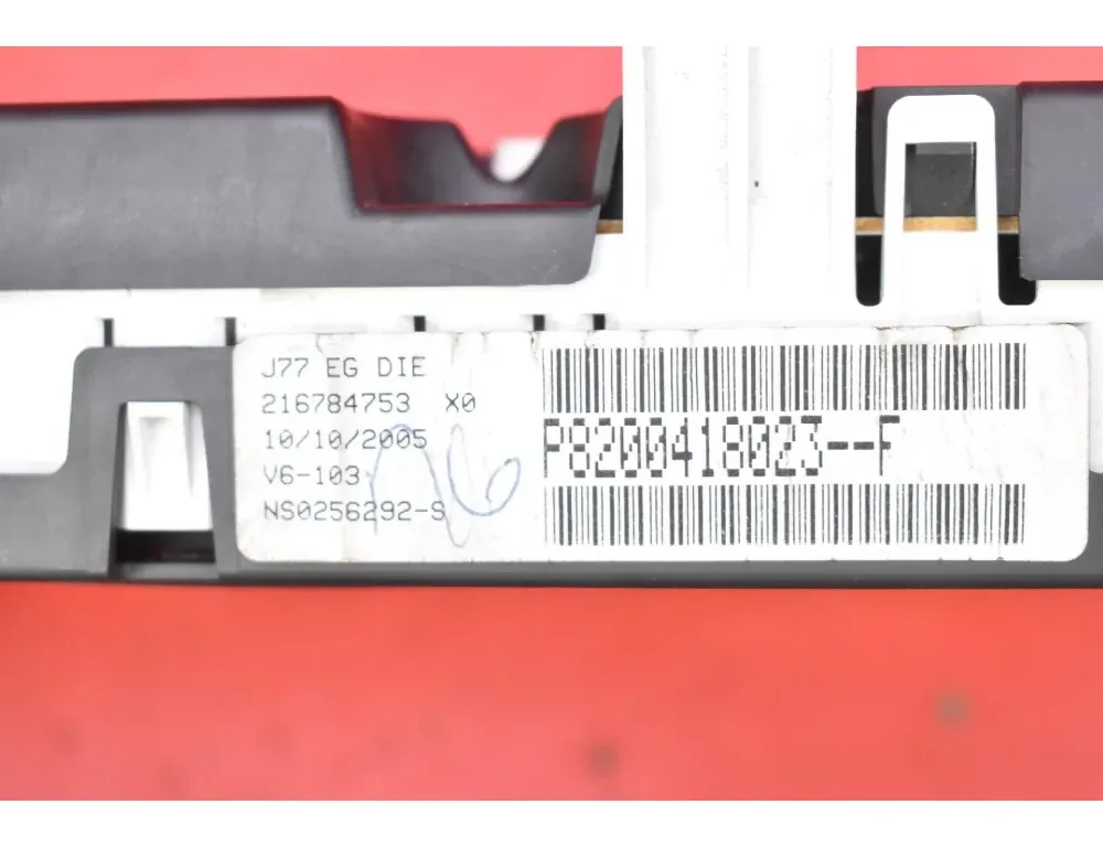 RENAULT Modus 1 generation (2004-2012) Спідометр P8200418023 35108613