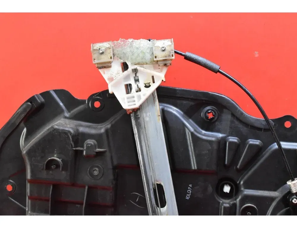 MAZDA Scrum 4 generation (2005-2014) Регулятор вікна правої передньої двері GS1D5897X 35108652