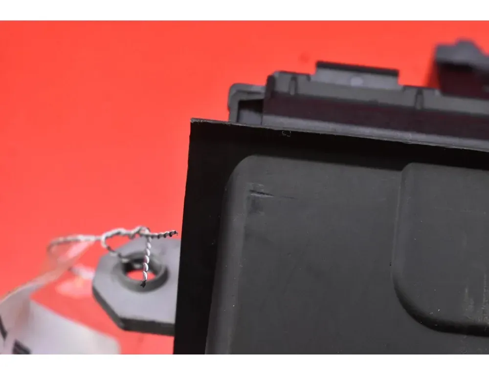 FORD C-Max 2 generation (2010-2019) Замок багажника 8M51-R442A66-DC 35108674