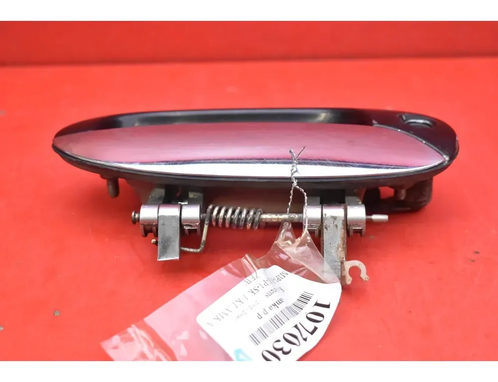 KIA Carens 4 generation (KY) (2022-2024) Наружная ручка передней правой двери K2N158410 35108535