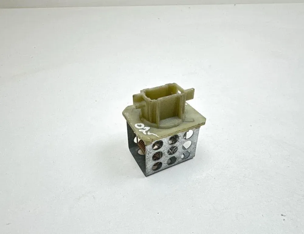 PEUGEOT 207 1 generation (2006-2009) Реле вентилятора печки салона 93381 31353933