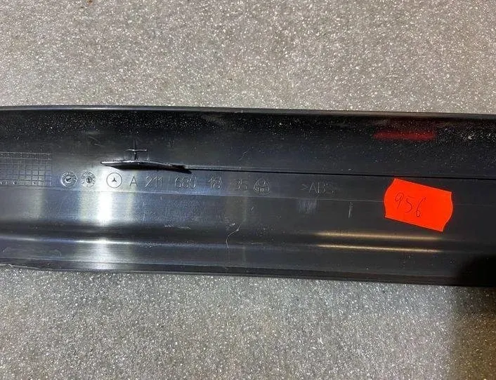 MERCEDES-BENZ E-Class W211/S211 (2002-2009) Обшивка переднього правого порога 2116801835,a2116801835 21491573