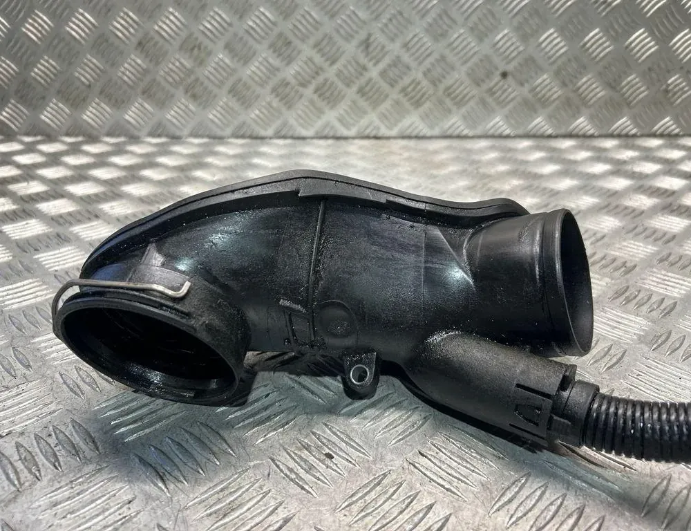 BMW 3 Series F30/F31 (2011-2020) Воздухозаборная труба 7807493 35104539
