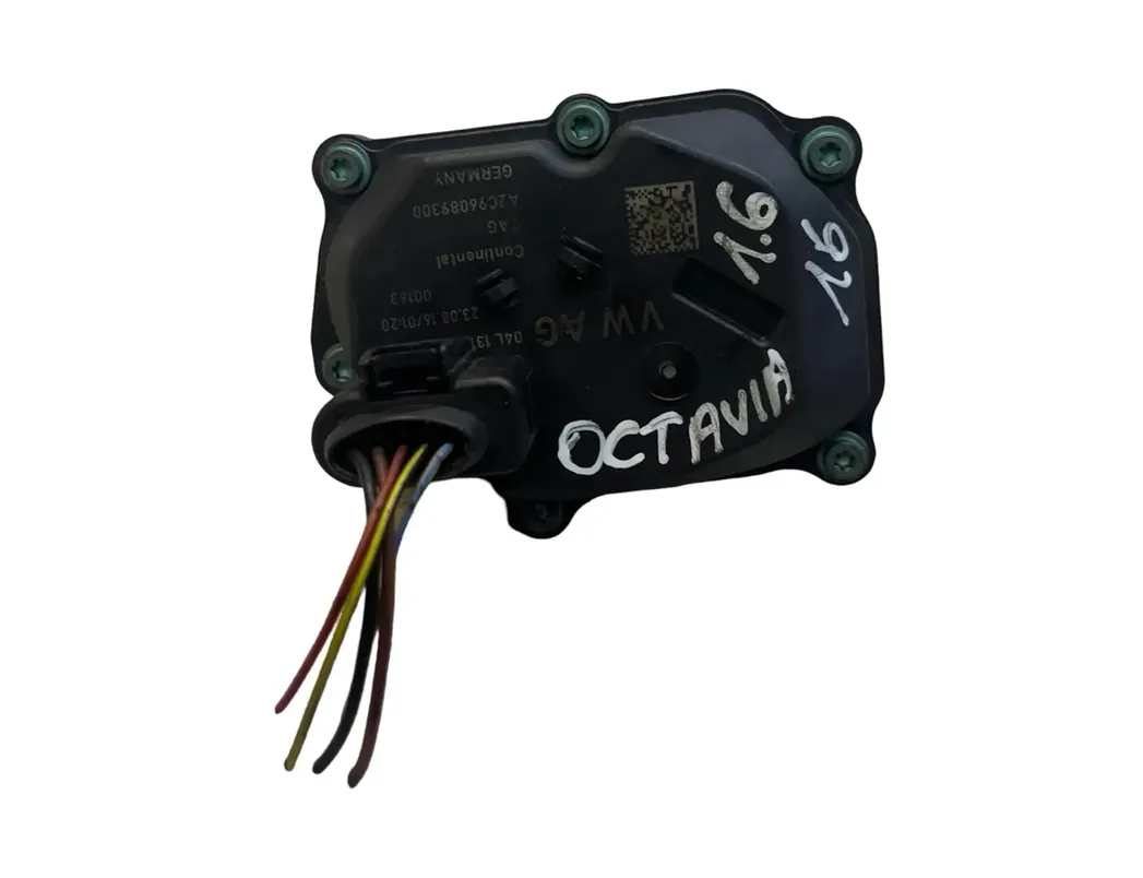 SKODA Octavia 3 generation (2013-2020) Клапан EGR 04L131501M 30150643