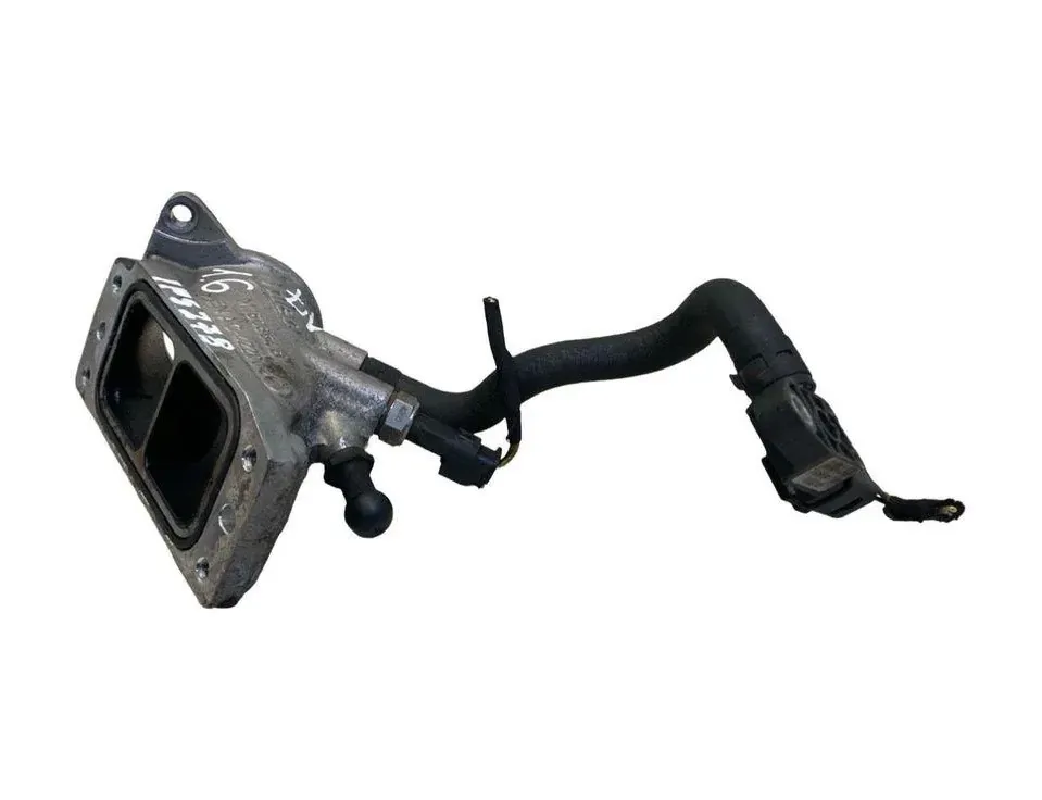 AUDI A3 8V (2012-2020) Повітрозабірна трубка 04L128637B 35109038