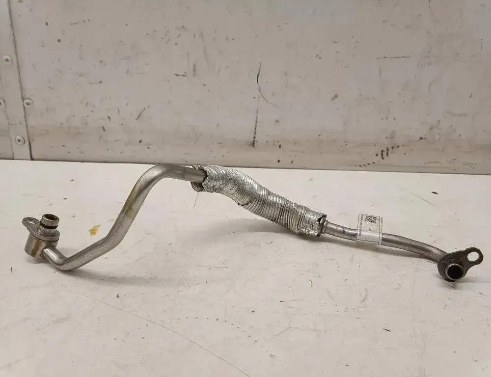 BMW 3 Series G20/G21/G28 (2018-2024) Трубка смазки турбины 8629969 26763381