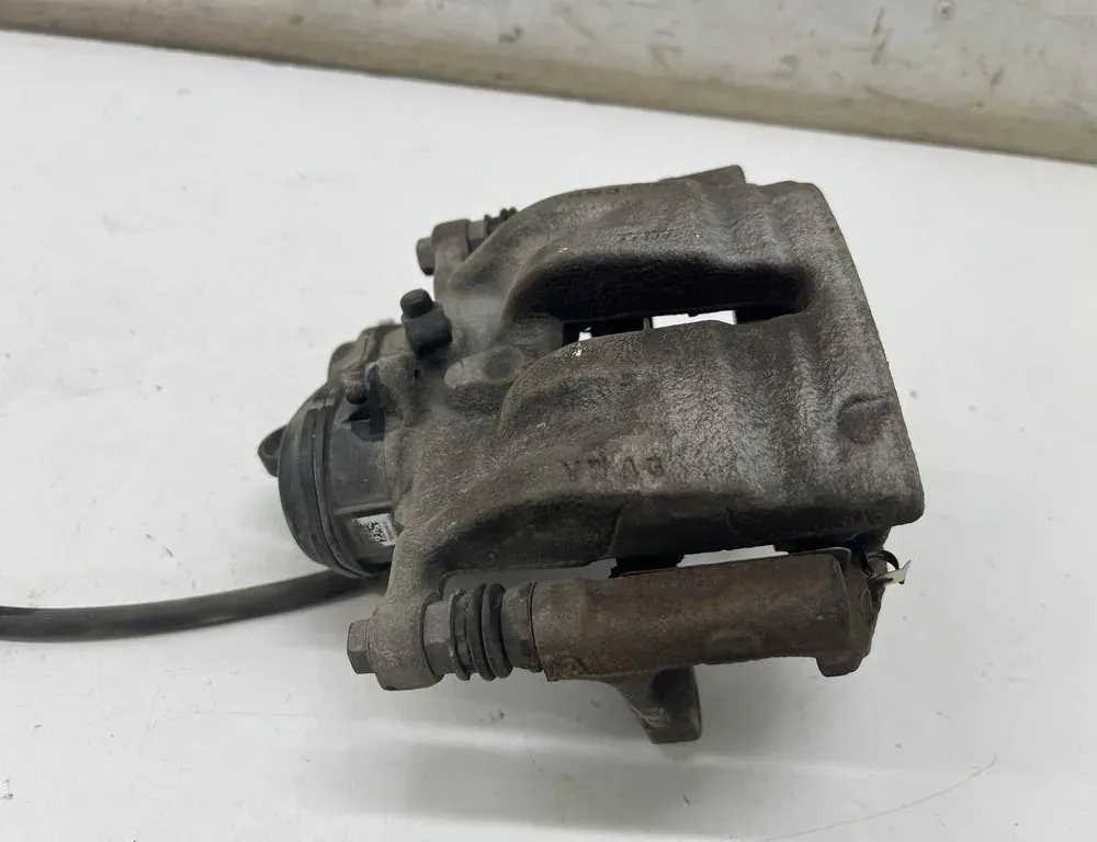 AUDI Супорт тормозов задний левый 4KE405R 35109538