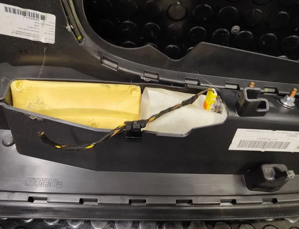 VOLKSWAGEN Passat B7 (2010-2015) SRS переднее правое сиденье 3G9885702D 33172273