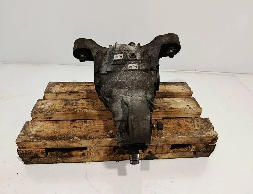 VOLKSWAGEN Touareg 2 generation (2010-2018) Задній диференціал Mex 33175122