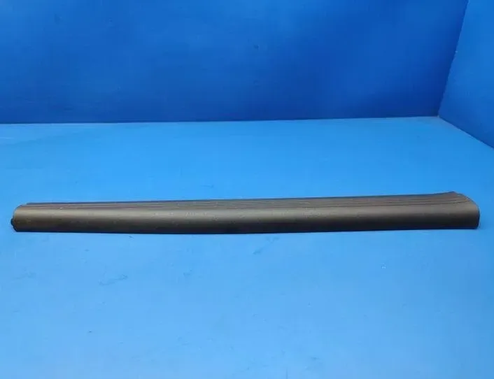 MERCEDES-BENZ E-Class W211/S211 (2002-2009) Обшивка переднього правого порога A2116801835 21205372