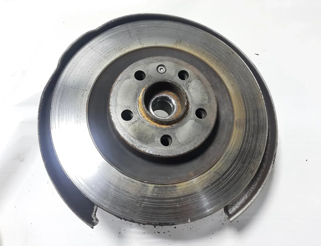 VOLVO XC60 2 generation (2017-2024) Маточина заднього правого колеса 32217287 33947516