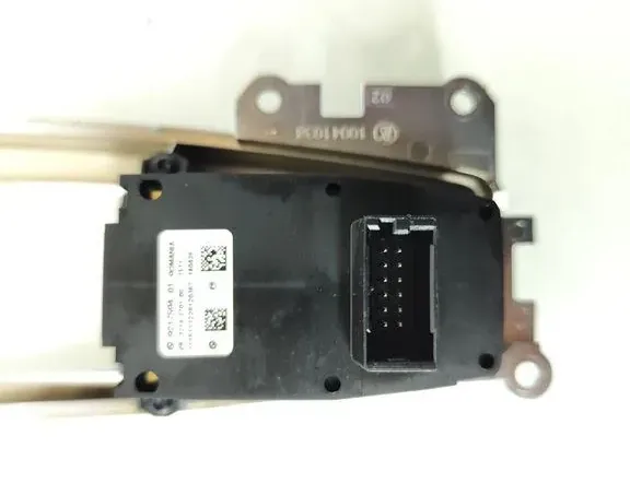 BMW 5 Series F10/F11 (2009-2017) Кнопка ручного гальма 9217594 33229688