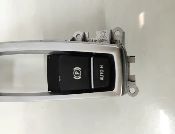 BMW 5 Series F10/F11 (2009-2017) Кнопка ручного гальма 9217594 33230301