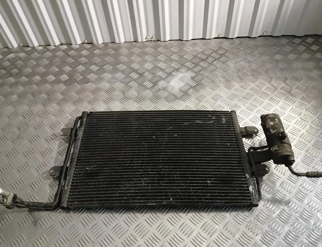 VOLKSWAGEN Golf 6 generation (2008-2015) Радиатор кондиционера 1J0820411D 29745545