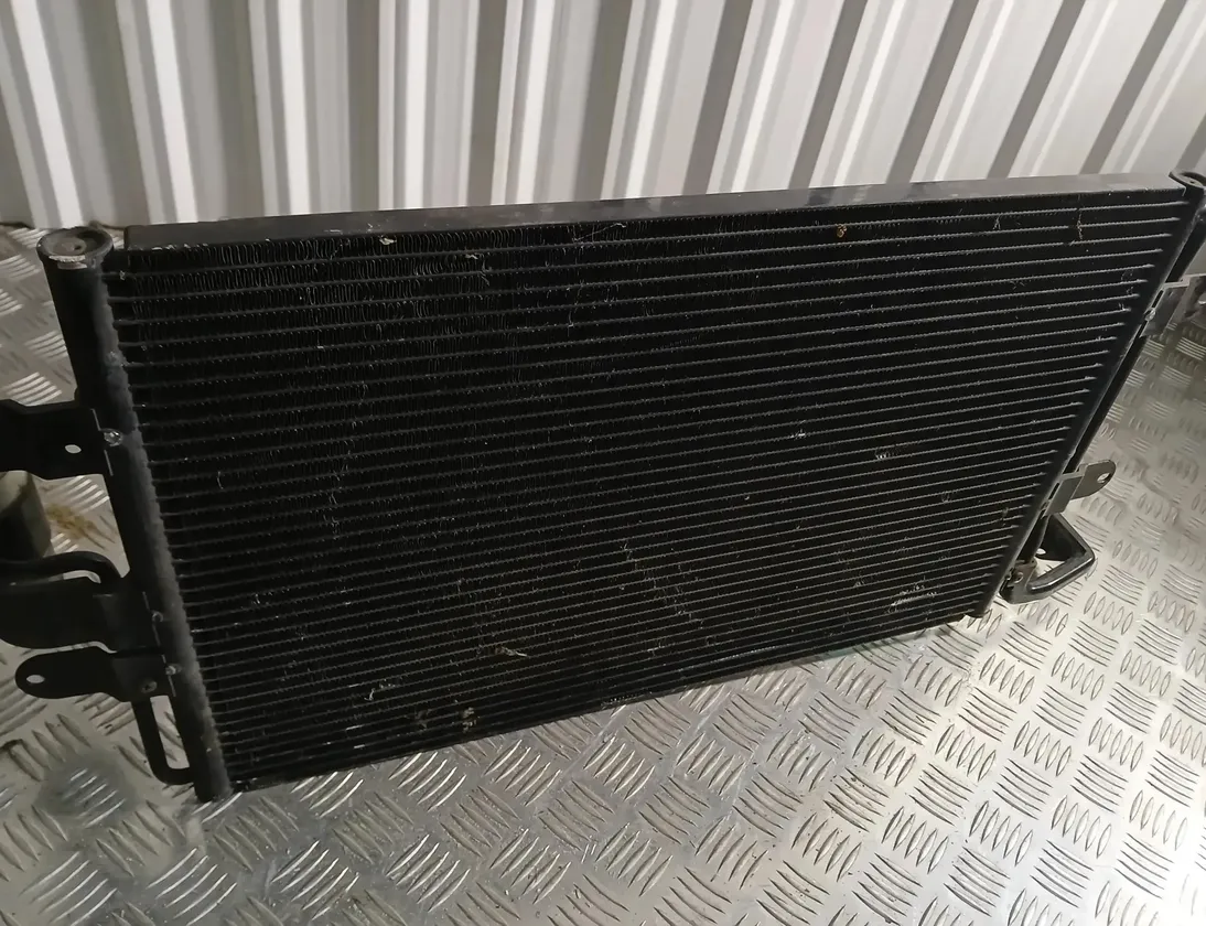 VOLKSWAGEN Golf 6 generation (2008-2015) Радиатор кондиционера 1J0820411D 29756987