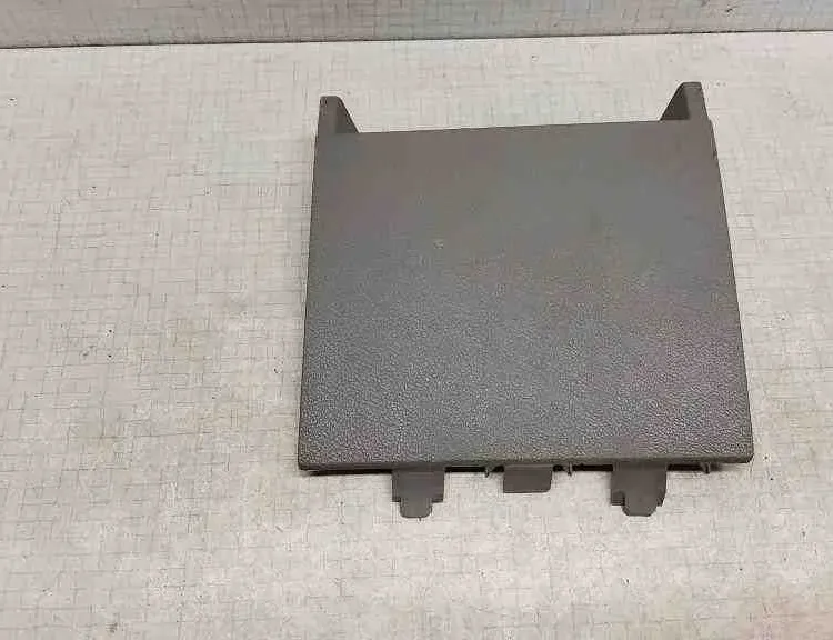 VOLKSWAGEN Transporter T5 (2003-2015) Кришка блоку запобіжників 7H1857151B 32555122