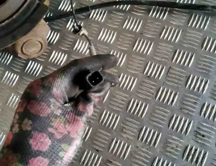 JEEP Grand Cherokee 4 generation (WK) (2004-2024) Маточина заднього правого колеса 04877112AB 32555958