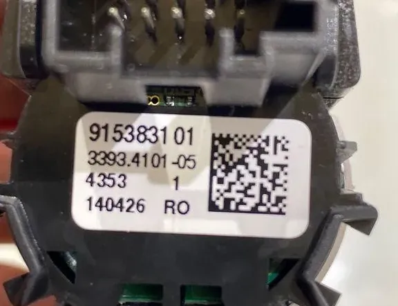 BMW 6 Series F06/F12/F13 (2010-2018) Кнопка запалювання 140426,9153831 33197207