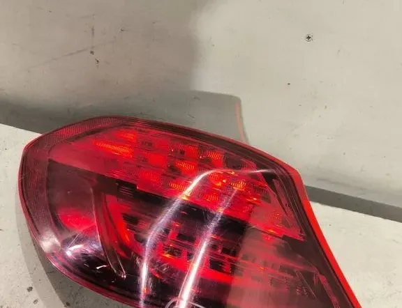 BMW 2 Series F22/F23 (2013-2020) Заднє ліве заднє світло 7210577 33202049