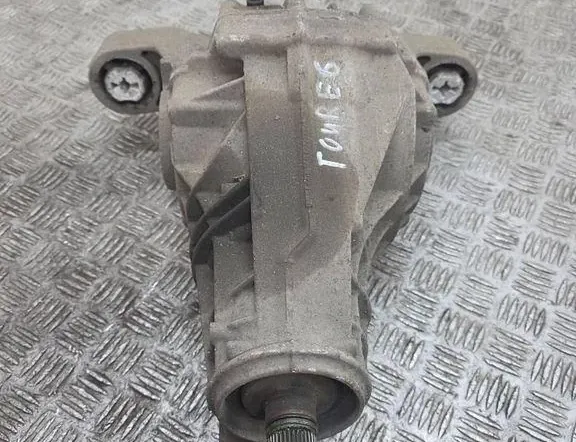 VOLKSWAGEN Touareg 2 generation (2010-2018) Задній диференціал 34596586