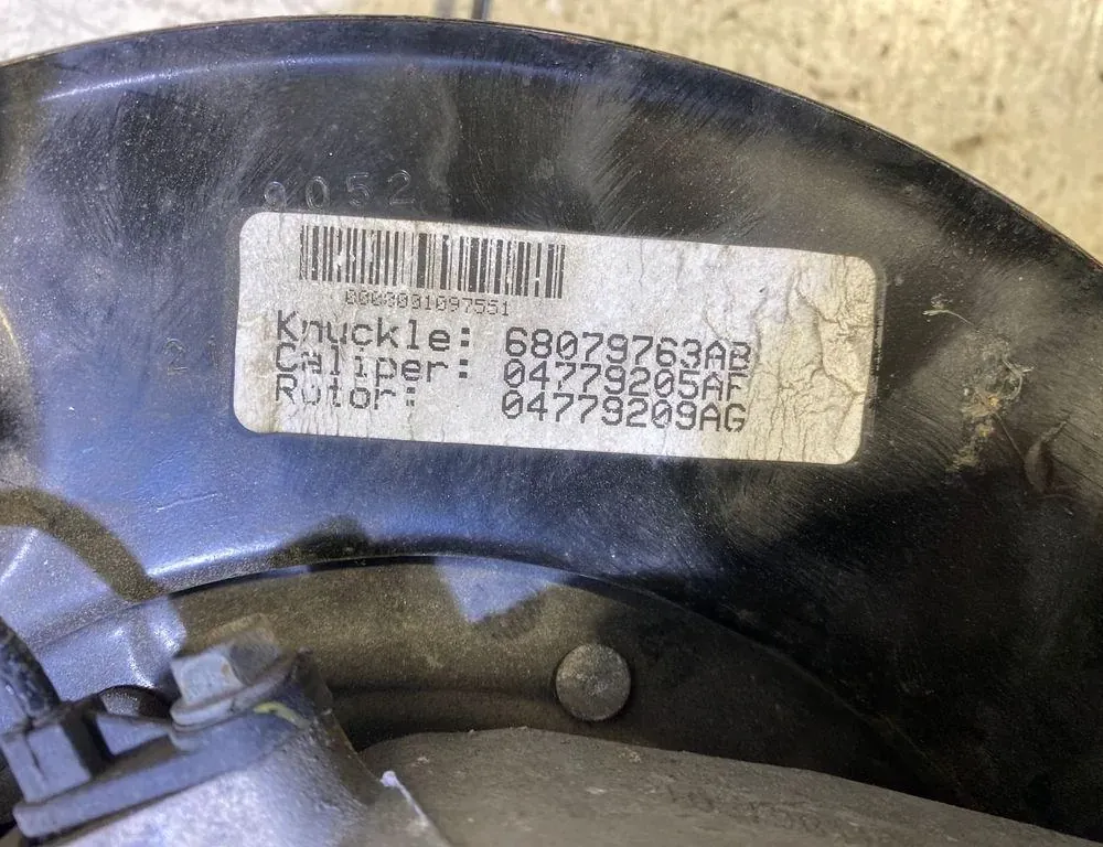 DODGE Challenger 3 generation (2008-2024) Маточина заднього лівого колеса 04779209AG,68079763AB 35009375