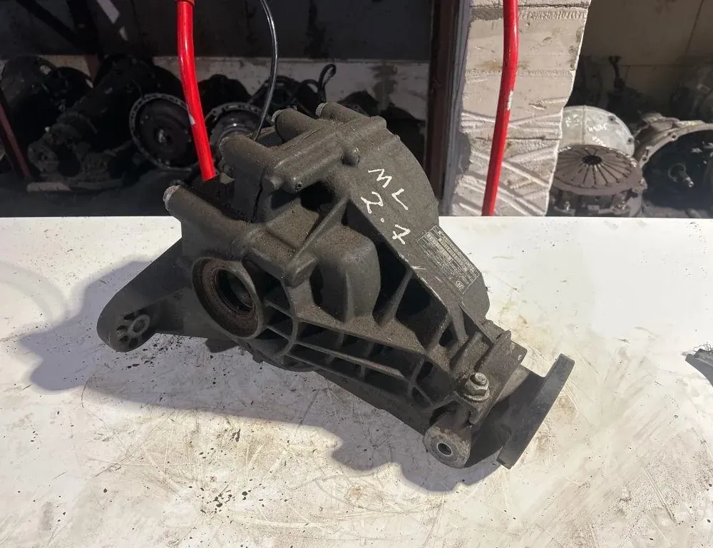 MERCEDES-BENZ M-Class W163 (1997-2005) Задній диференціал 4460060029,2001660576 35015096