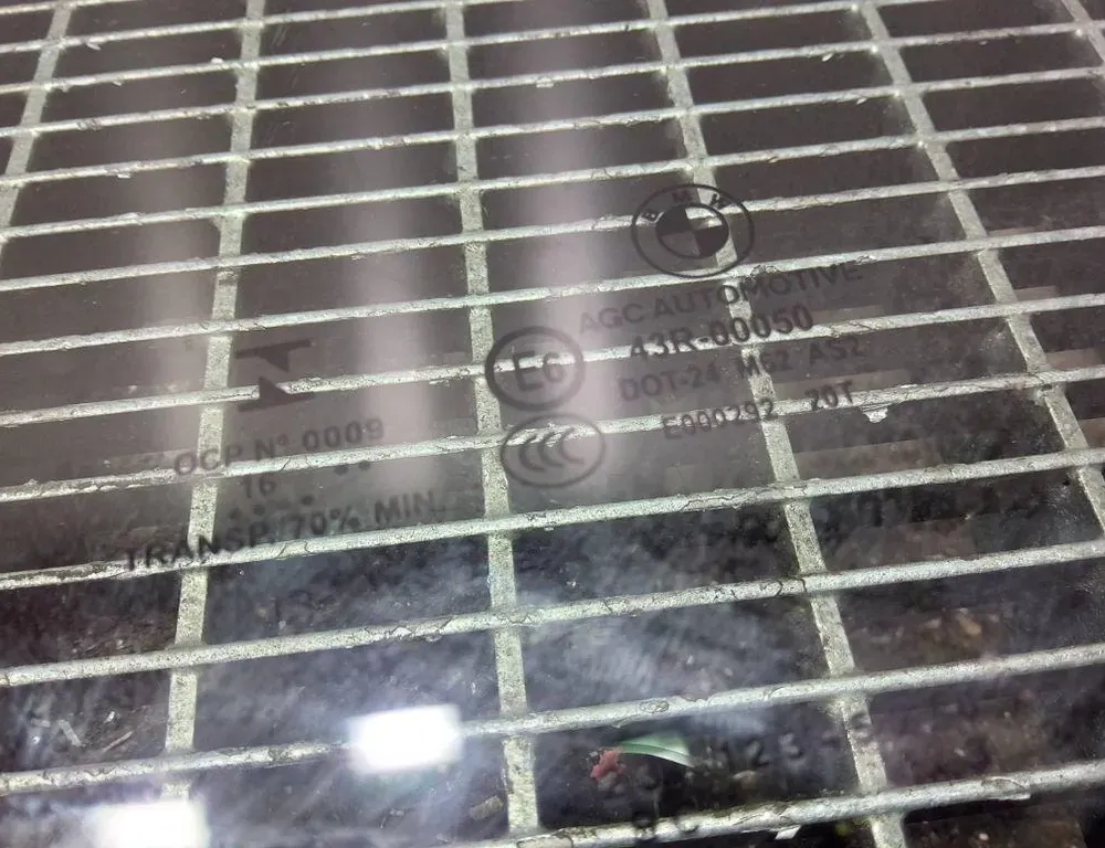 BMW 5 Series F10/F11 (2009-2017) Скло передньої лівої двері 43R00050 33401473