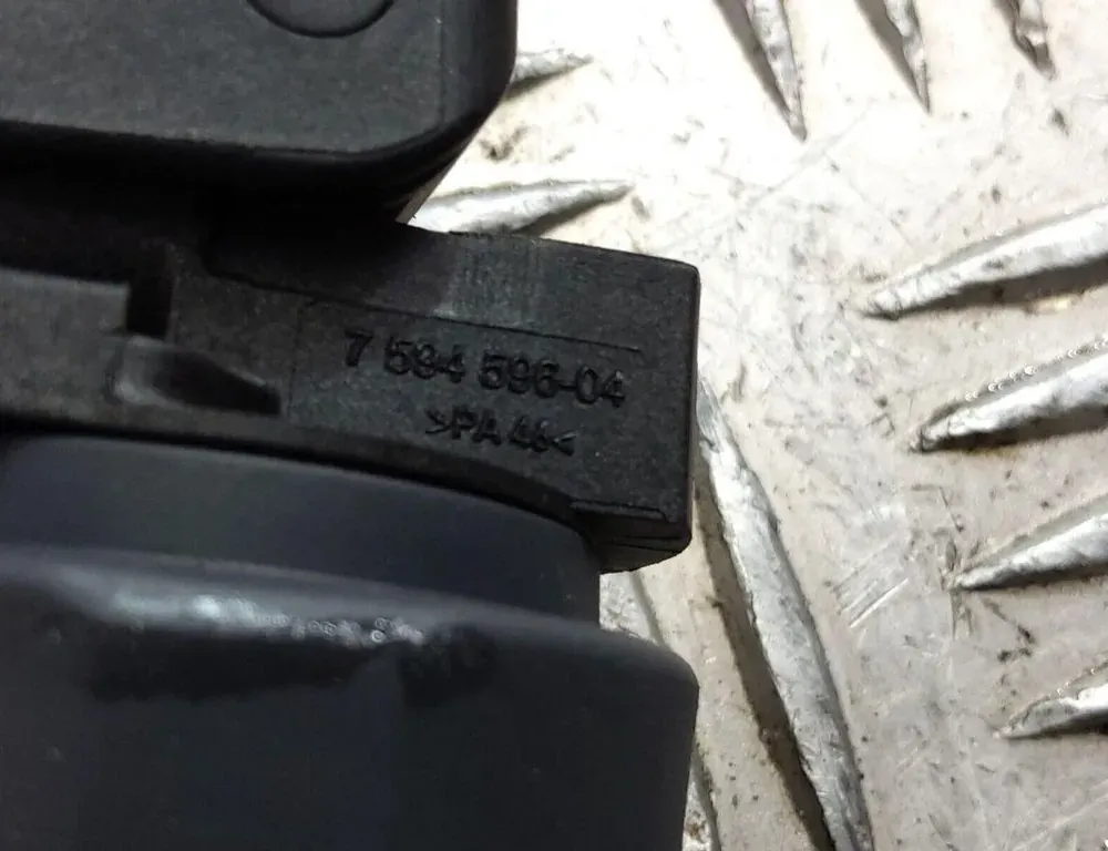 BMW X3 F25 (2010-2017) Котушка високої напруги 7594596 33482283